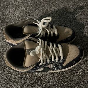 COPY - TS Low top nike Dunks. Worn once.